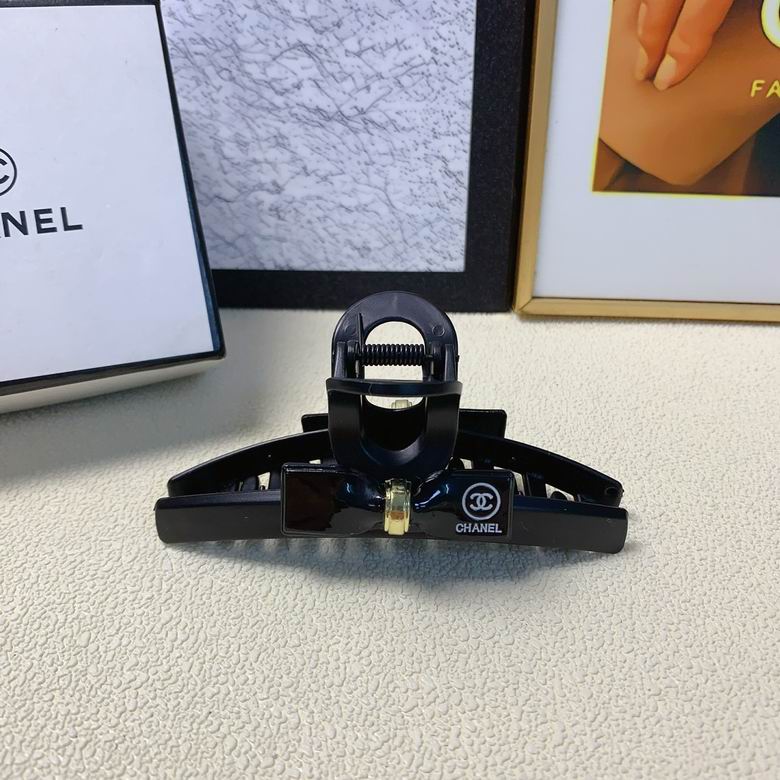 Chanel Hair Grab Clip  (7)